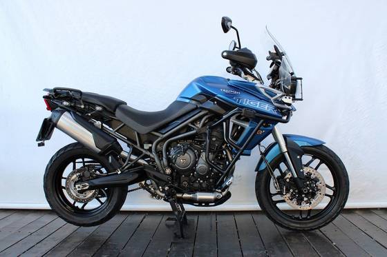 TRIUMPH TIGER 800 XRT 